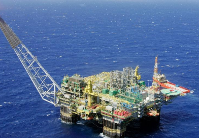 Petrobras anuncia nova descoberta de petróleo na Bacia de Campos