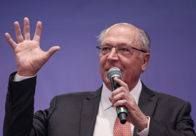 Alckmin afirma que “tarifaço” dos EUA ainda atinge 22% das exportações brasileiras