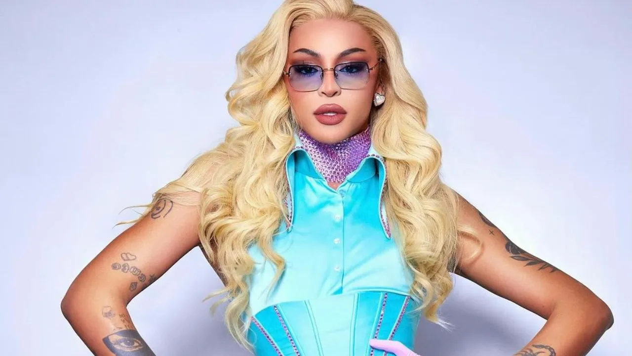 Pabllo Vittar Faz História como Primeira Drag Queen Brasileira na Maior Parada Musical dos EUA