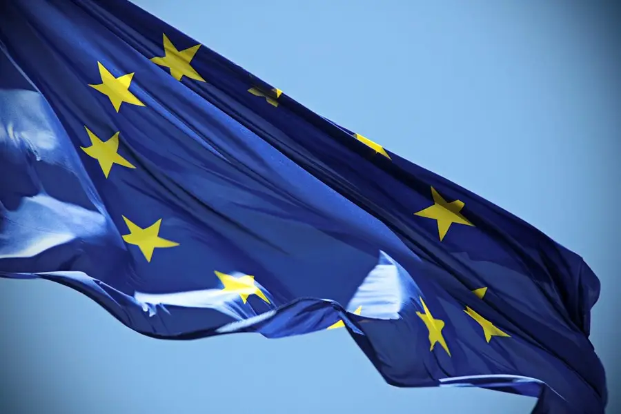 PMI Industrial da Zona do Euro se Mantém em 45,8 em Julho, Superando Expectativas