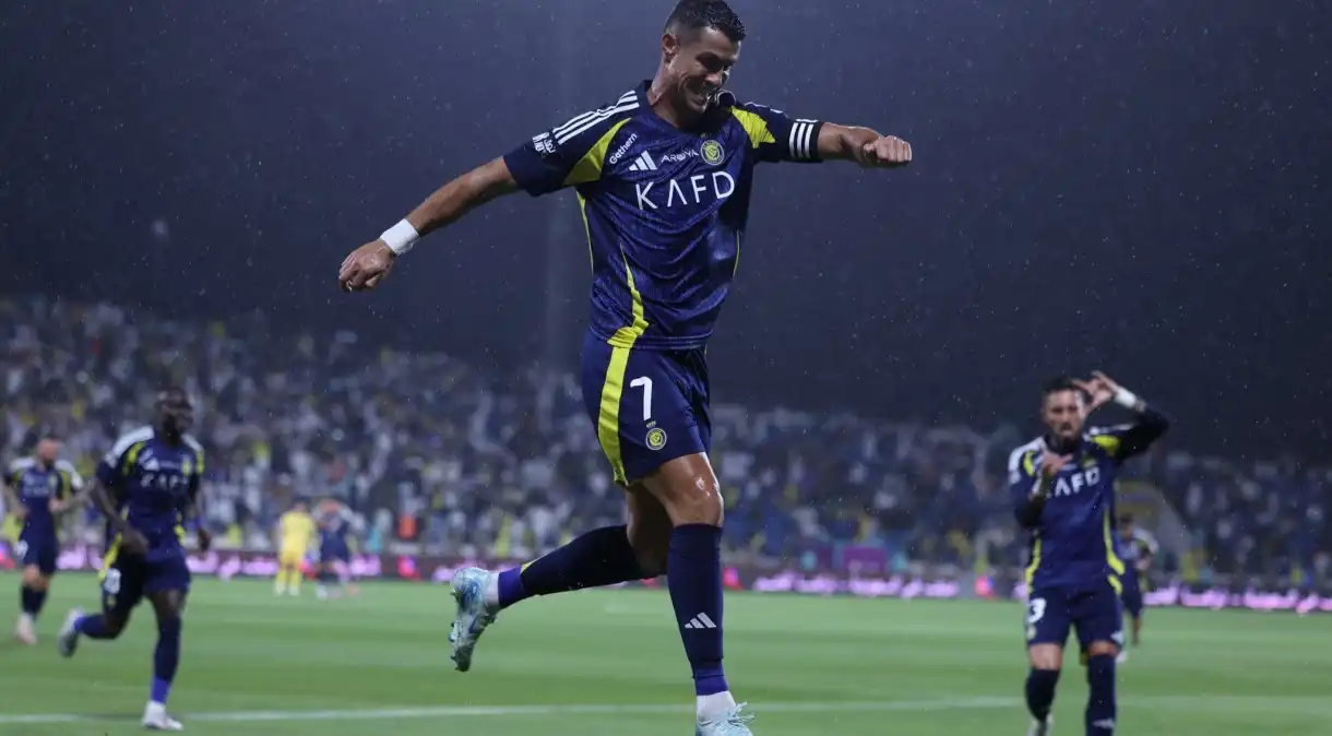 Cristiano Ronaldo Marca e Al-Nassr Avança para a Final da Supercopa Saudita Contra o Al-Hilal