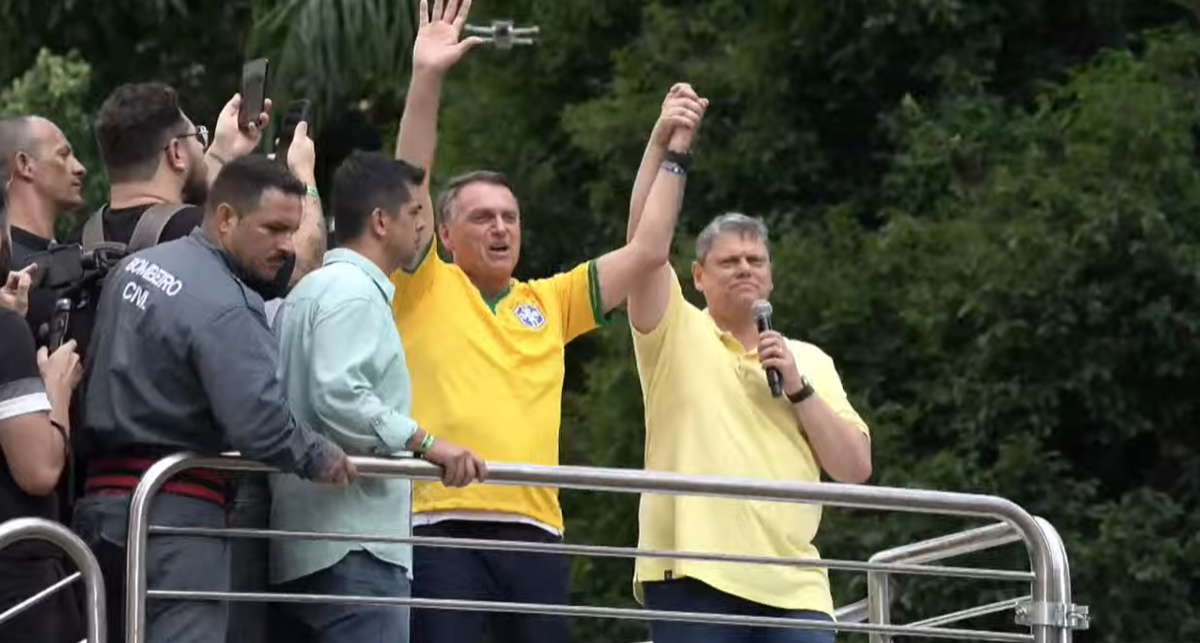 Tarcísio Afirma que ‘Às Vezes, É Preciso Dizer Não ao Amigo’ em Comentário sobre Bolsonaro e Eleições de 2026