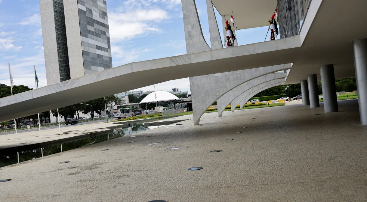Governo Busca Compromisso do Congresso para Solução Intermediária sobre Emendas, Segundo Fontes