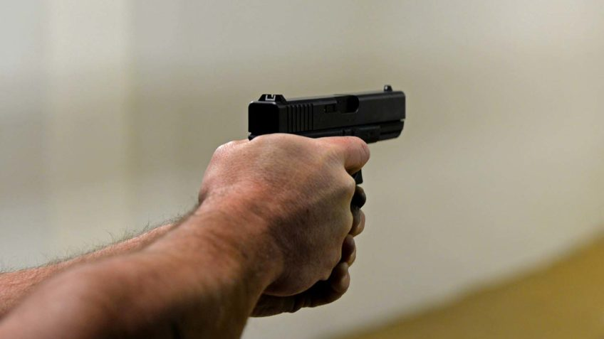 Polícia Federal propõe ampliação do limite de armas restritas para agentes de segurança