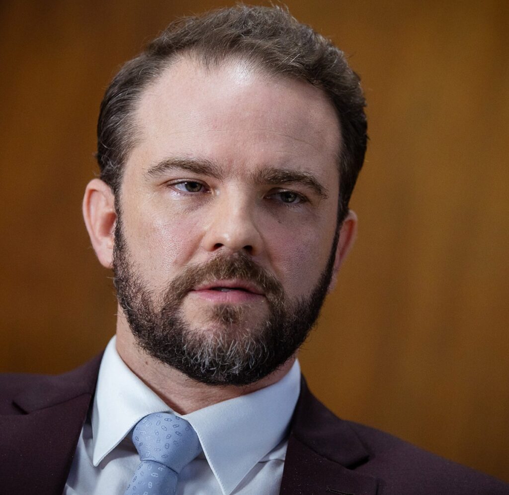 Durigan sinaliza manter subvenção aos combustíveis em 2027 caso Lula seja reeleito