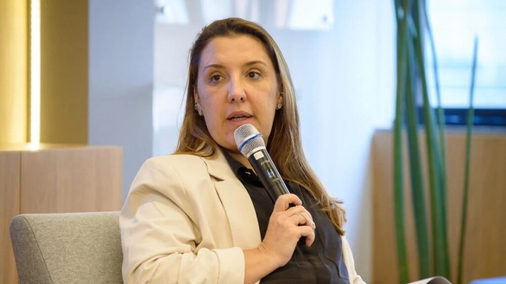 Coordenadora econômica de Flávio promete regra de transição para Bolsa Família
