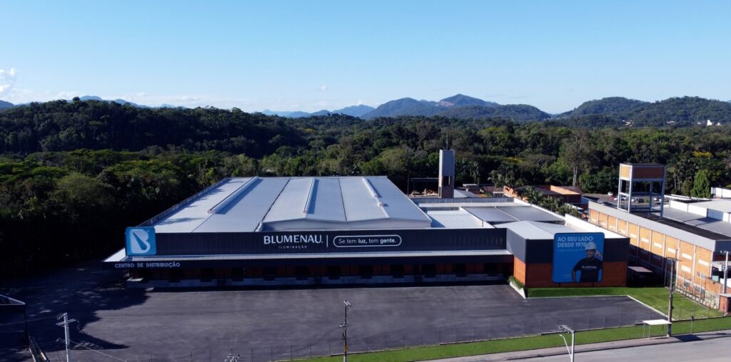 Blumenau Iluminação projeta receita acima de R$ 500 milhões em 2026