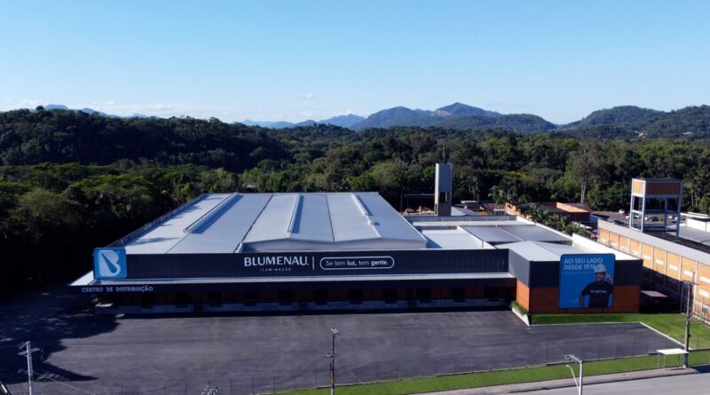 Blumenau Iluminação projeta receita acima de R$ 500 milhões em 2026