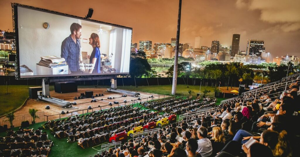 Open Air Brasil traz maior tela de cinema a céu aberto do mundo ao Jockey Club de São Paulo