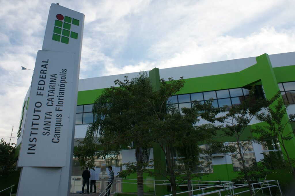 IFSC abre mais de 5 mil vagas para vestibular e cursos técnicos; veja como se inscrever