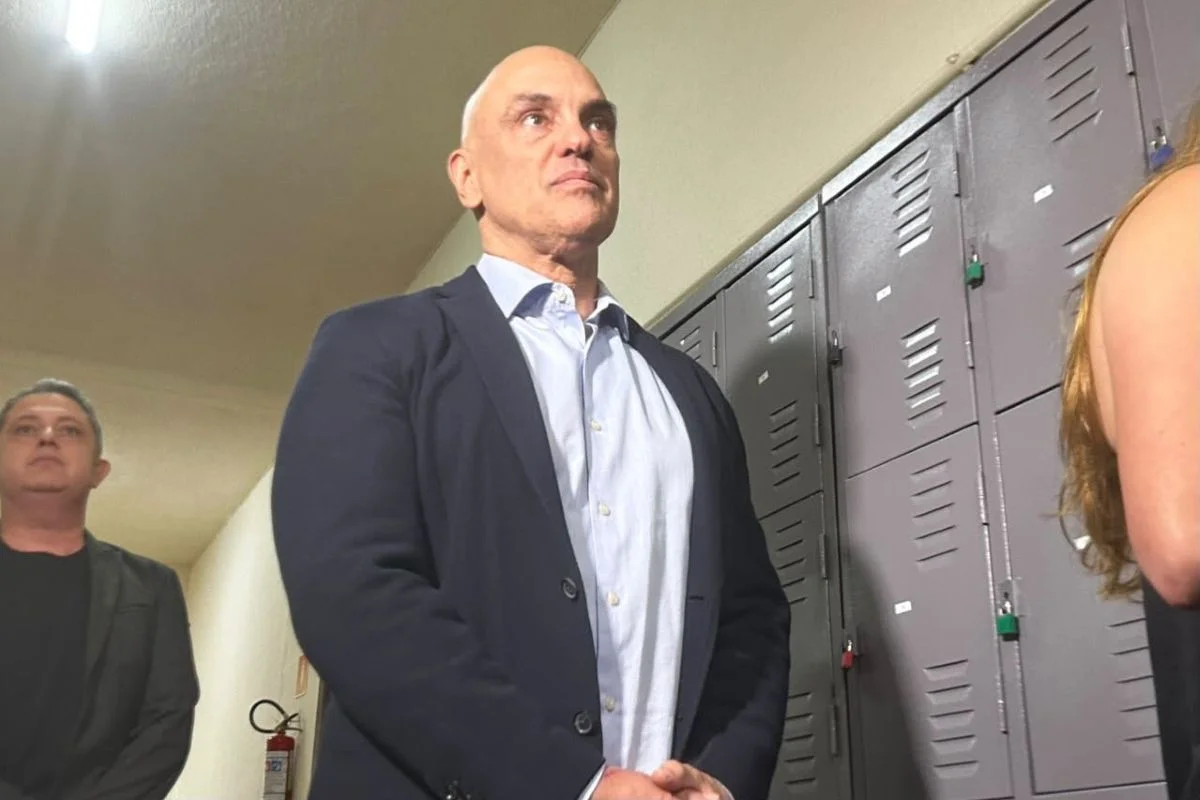 Moraes elogia Nunes e diz que “Justiça Eleitoral é exemplo para o mundo”