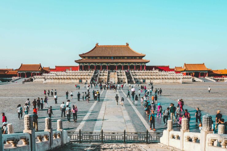 O estrangeiro agora vai à China para fazer compras. O turismo virou desculpa