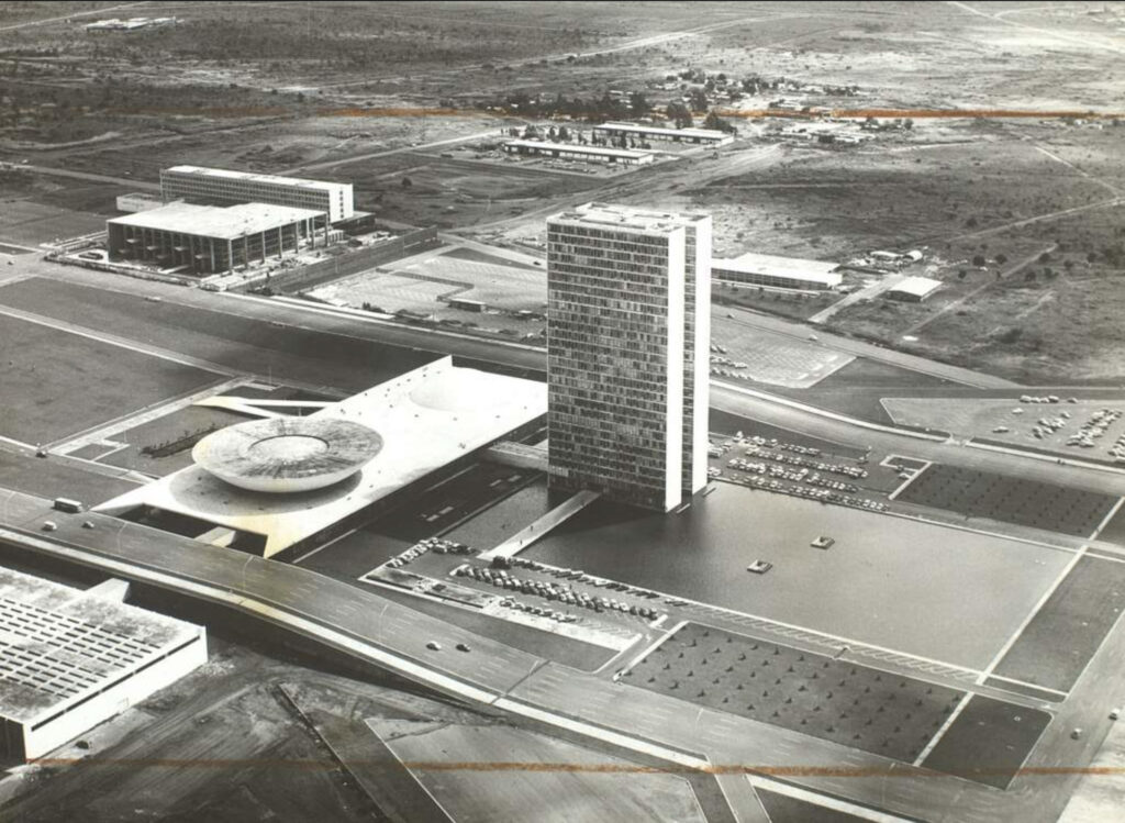 Desenhando uma nova cidade: Brasília, Fordlândia e Ciudad Guayana
