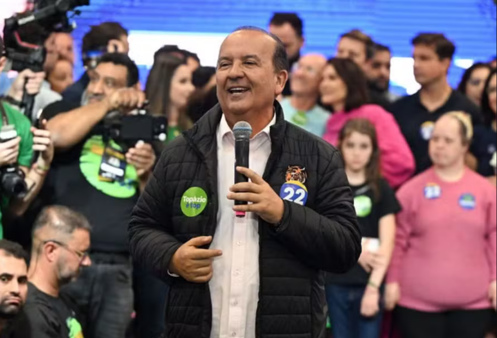 Bolsonarista Jorginho Mello é reeleito governador de Santa Catarina