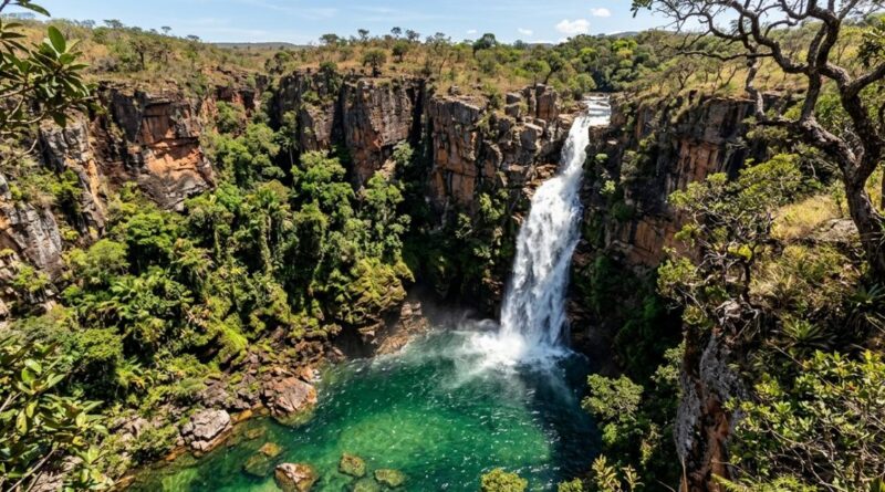 Rios cor de esmeralda, cachoeiras, cânions, sumidouros e ressurgências: o parque sul-mato-grossense de 77 mil hectares que preserva um enclave de Mata Atlântica em pleno Cerrado