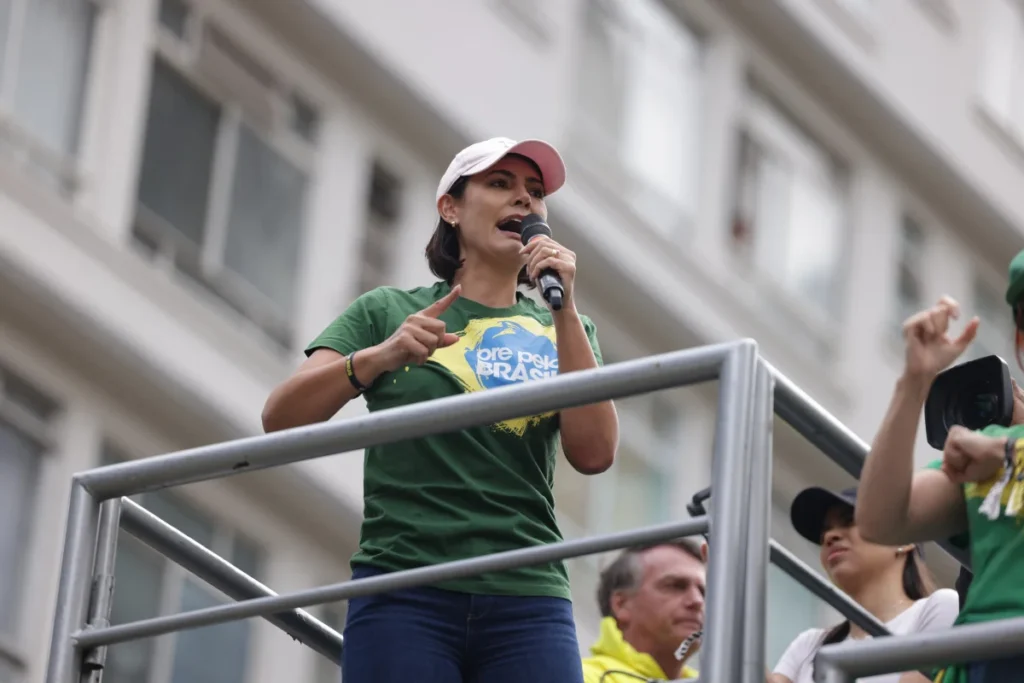 Bolsonarismo engoliu bancada evangélica no Congresso, diz historiador