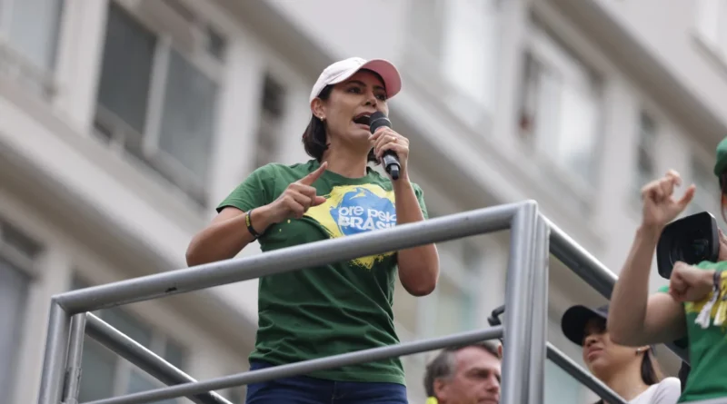 Bolsonarismo engoliu bancada evangélica no Congresso, diz historiador