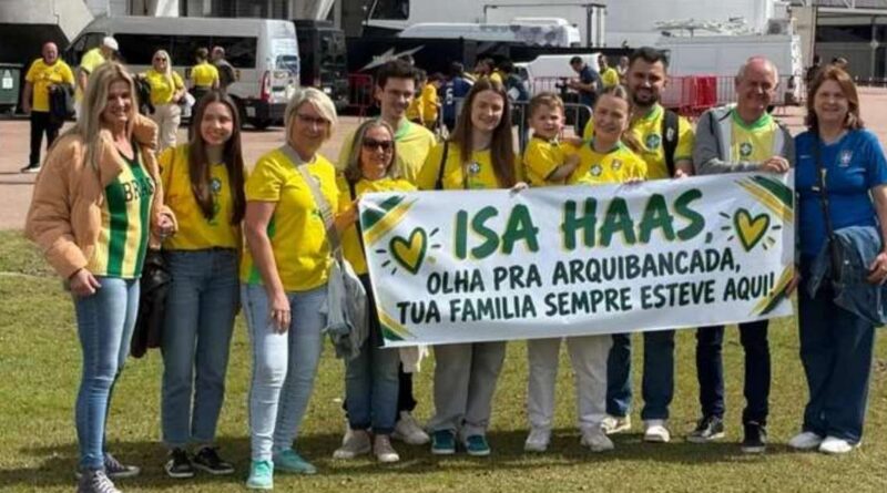 "Não sabia que ia acontecer tão cedo": Isa Haas emociona a família em estreia histórica da Seleção em Porto Alegre